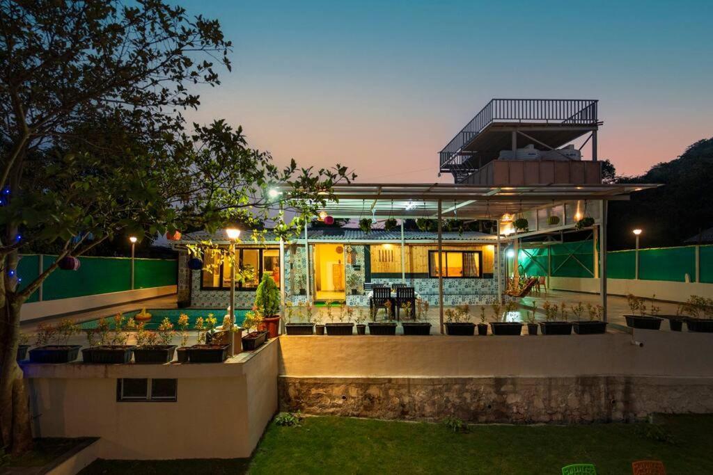 Spicy Mango Lakeside Abode - Luxurious Villa In Pawana Лонавала Экстерьер фото